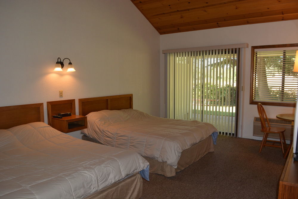 Volcano Pioneer Inn & Suites מראה חיצוני תמונה